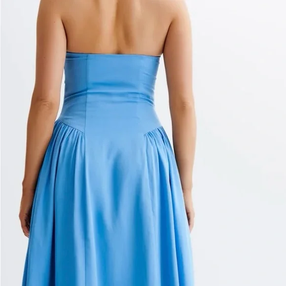 Meshki Carmele Cotton Gathered Midi Strapless Dress - Iris Blue - Picture 2 of 4